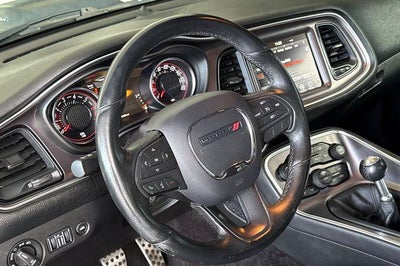 2017 Dodge Challenger 392 Hemi Scat Pack Shaker