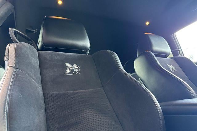 2017 Dodge Challenger 392 Hemi Scat Pack Shaker