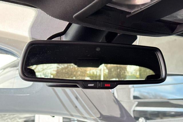 2017 Dodge Challenger 392 Hemi Scat Pack Shaker