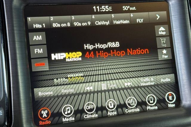 2017 Dodge Challenger 392 Hemi Scat Pack Shaker