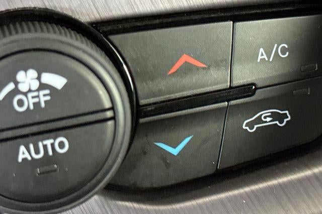 2017 Dodge Challenger 392 Hemi Scat Pack Shaker