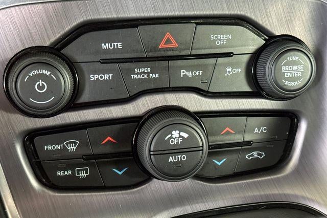 2017 Dodge Challenger 392 Hemi Scat Pack Shaker