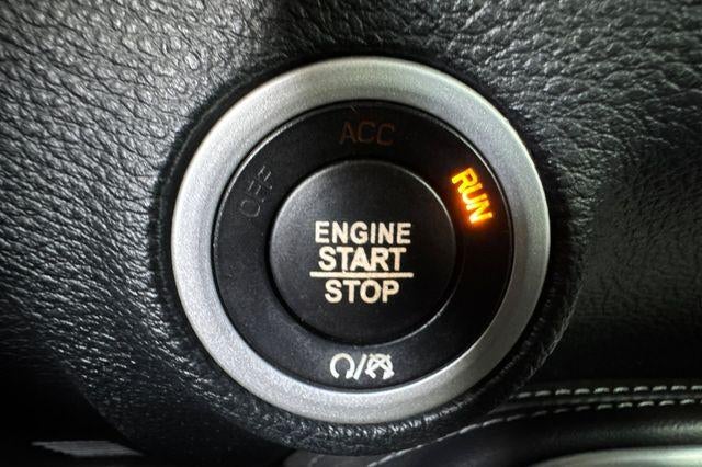 2017 Dodge Challenger 392 Hemi Scat Pack Shaker