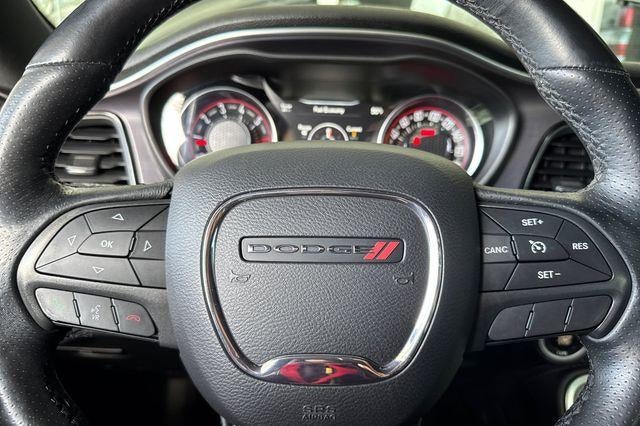 2017 Dodge Challenger 392 Hemi Scat Pack Shaker