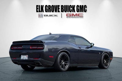 2017 Dodge Challenger 392 Hemi Scat Pack Shaker