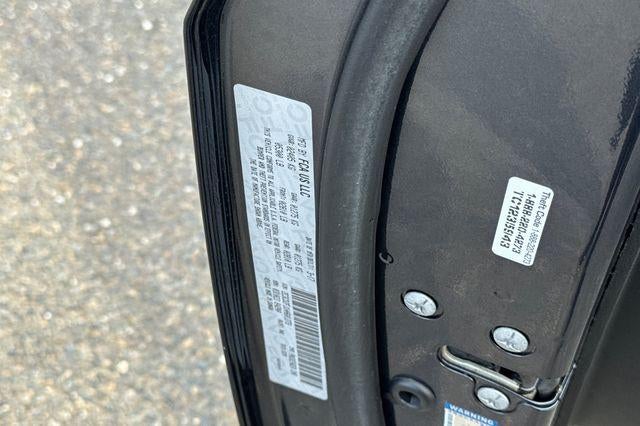 2017 Dodge Challenger 392 Hemi Scat Pack Shaker