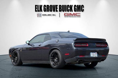 2017 Dodge Challenger 392 Hemi Scat Pack Shaker
