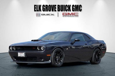 2017 Dodge Challenger 392 Hemi Scat Pack Shaker