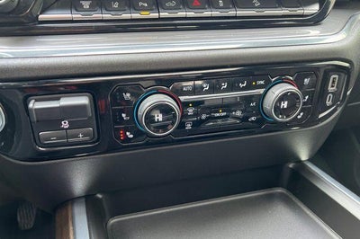 2024 Chevrolet Silverado 3500 HD High Country