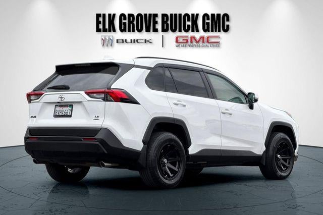 2021 Toyota RAV4 LE