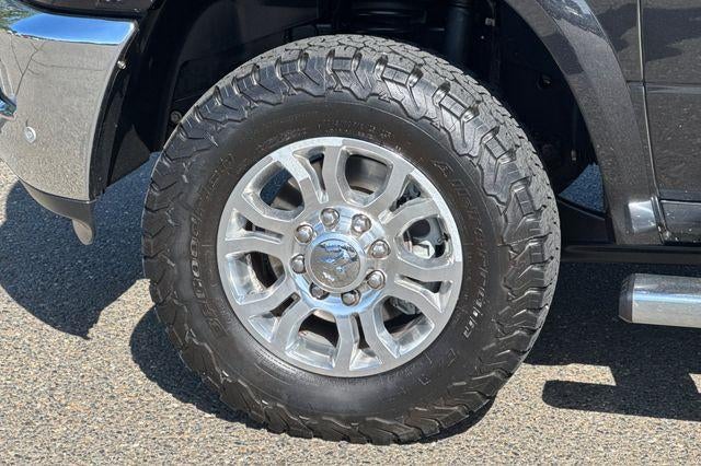 2017 RAM 3500 Laramie