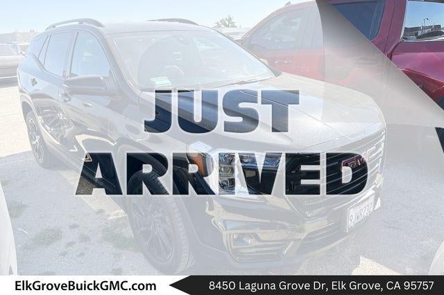 2024 GMC Terrain SLT AWD's photo
