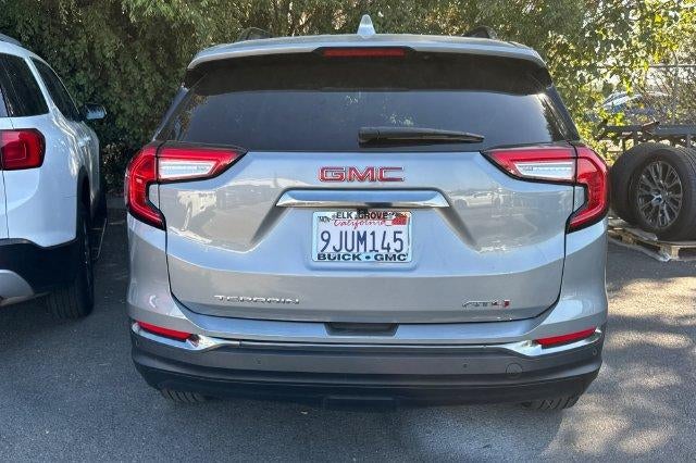 2024 GMC Terrain AT4