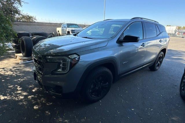 2024 GMC Terrain AT4