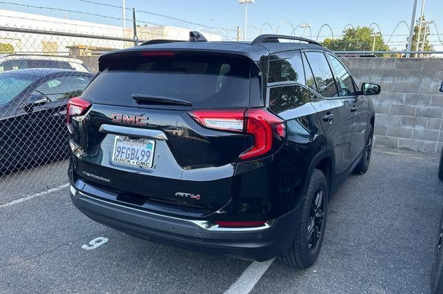 2023 GMC Terrain AT4