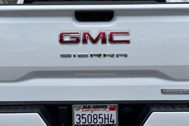 2025 GMC Sierra 1500 Elevation