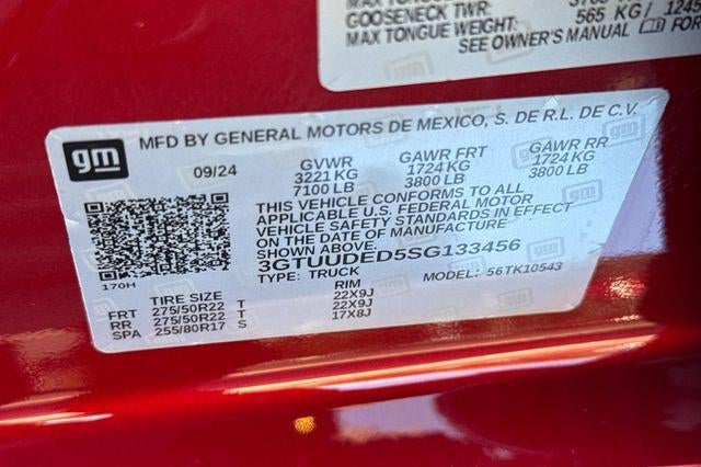 2025 GMC Sierra 1500 SLT