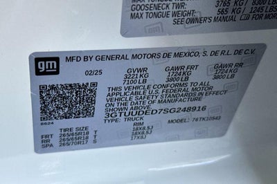 2025 GMC Sierra 1500 SLT
