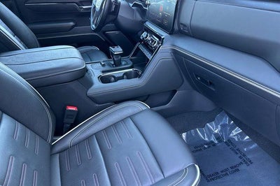 2025 GMC Sierra 1500 AT4X