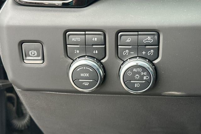 2025 GMC Sierra 1500 AT4X