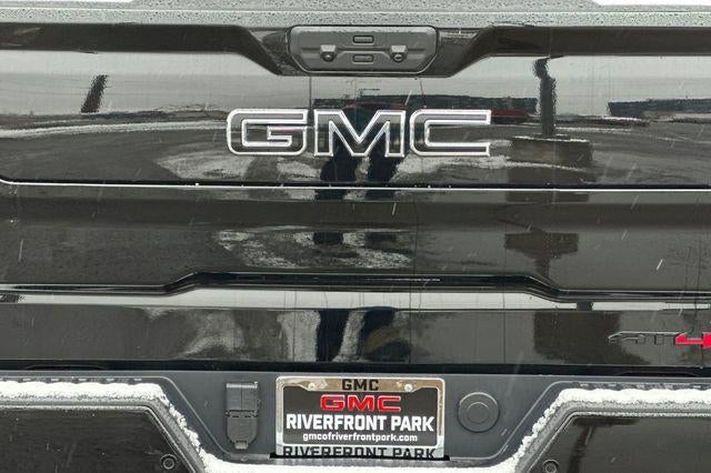 2025 GMC Sierra 1500 AT4X