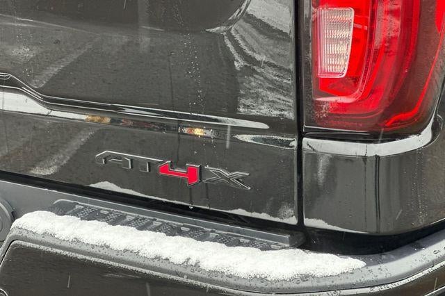 2025 GMC Sierra 1500 AT4X
