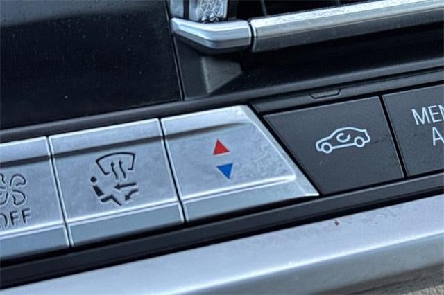 2021 BMW 3 Series 330i