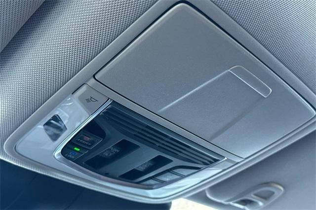 2023 Acura RDX w/Advance Package