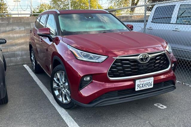 2023 Toyota Highlander L