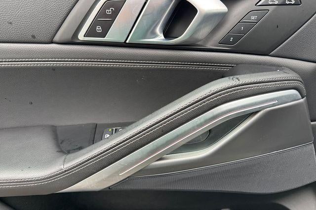 2022 BMW X6 xDrive40i