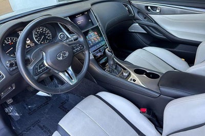 2022 INFINITI Q60 LUXE