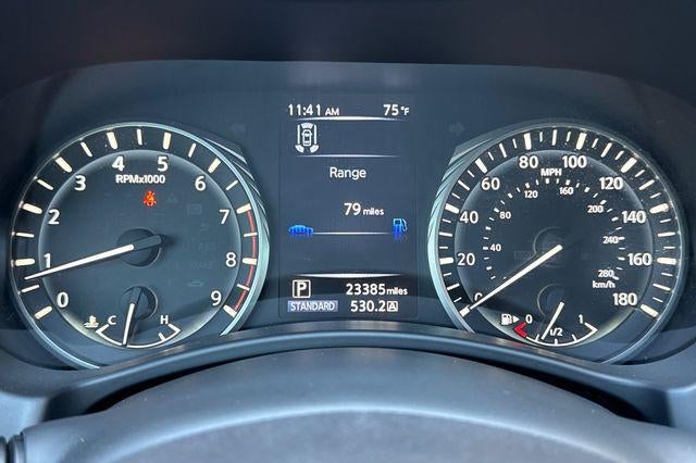 2022 INFINITI Q60 LUXE