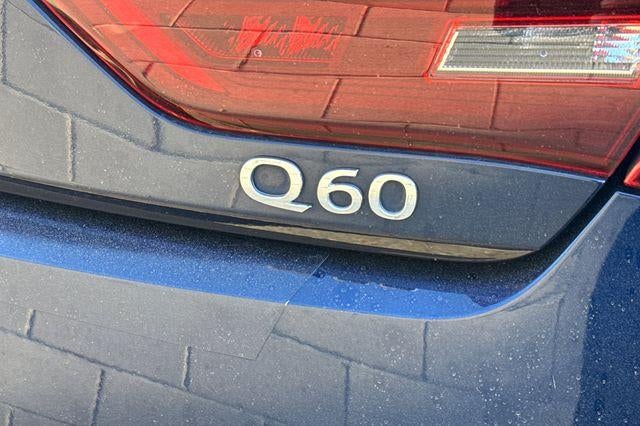 2022 INFINITI Q60 LUXE