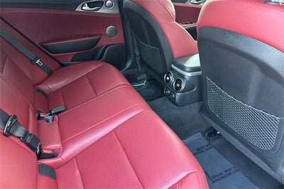 2019 Kia Stinger GT1