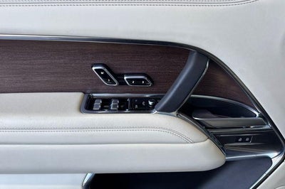 2024 Land Rover Range Rover SE