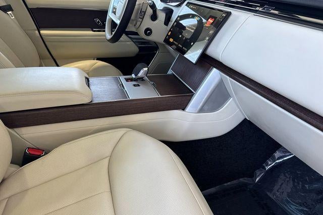 2024 Land Rover Range Rover SE