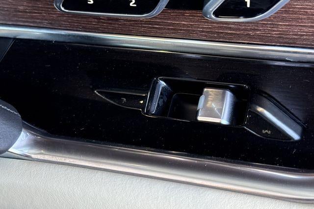 2024 Land Rover Range Rover SE