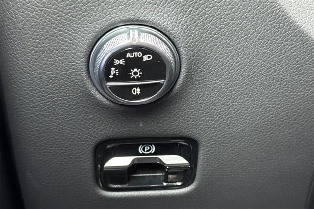 2025 Mercedes-Benz GLC GLC 300