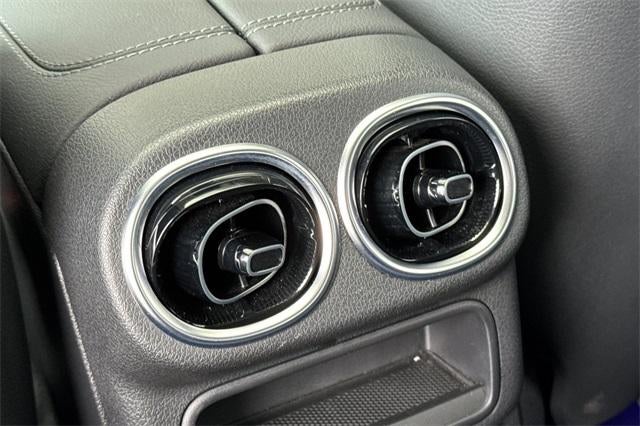 2025 Mercedes-Benz GLC GLC 300