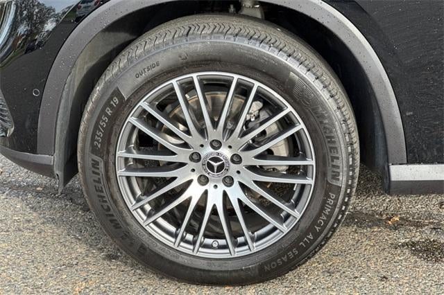 2025 Mercedes-Benz GLC GLC 300