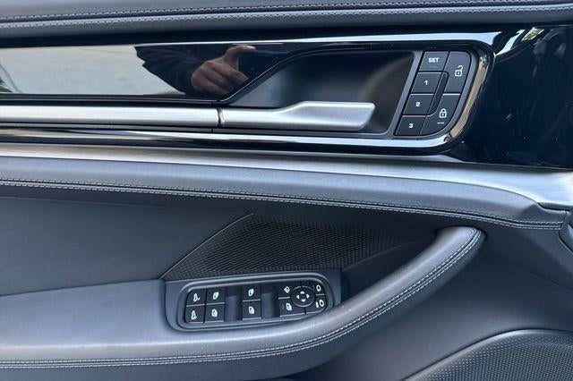 2024 Porsche Panamera Base