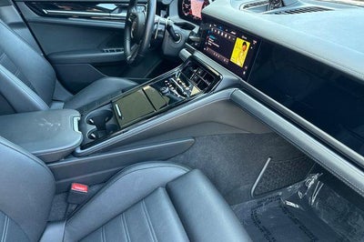2024 Porsche Panamera Base