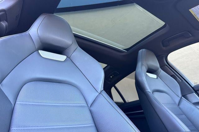 2024 Porsche Panamera Base