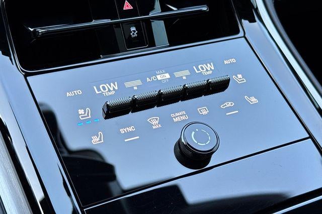 2024 Porsche Panamera Base