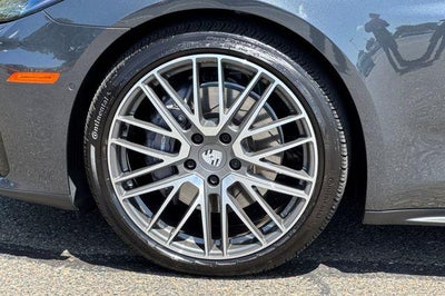 2024 Porsche Panamera Base