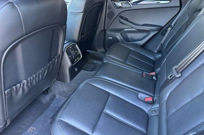 2018 Porsche Macan Base