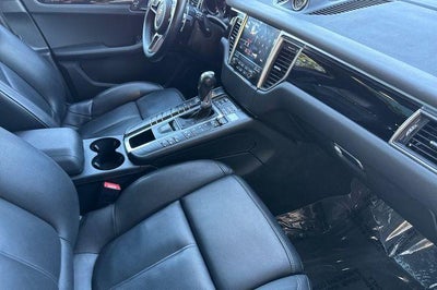 2018 Porsche Macan Base