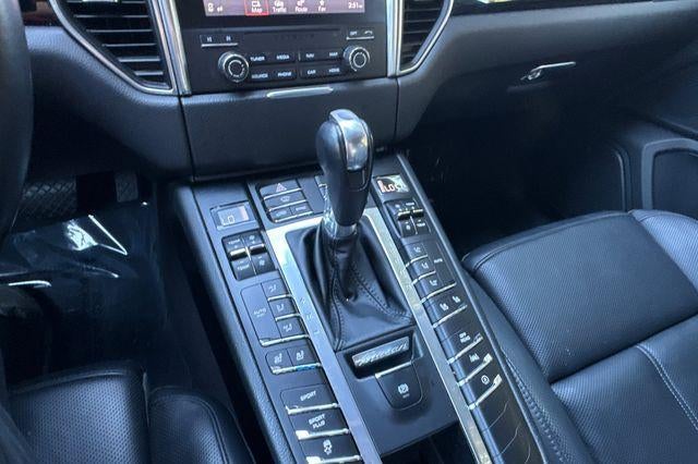 2018 Porsche Macan Base