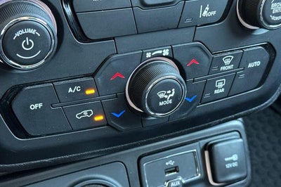 2023 Jeep Renegade Upland