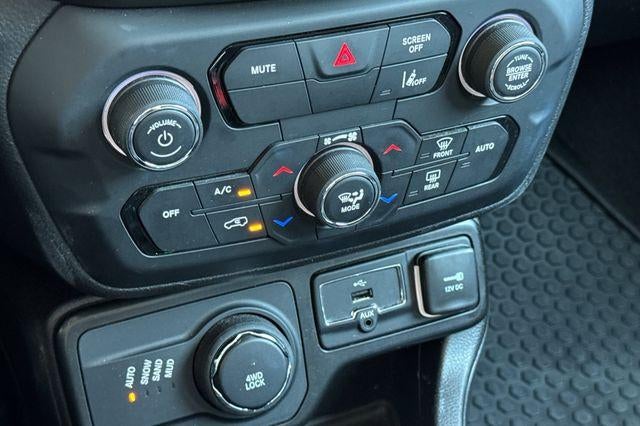 2023 Jeep Renegade Upland
